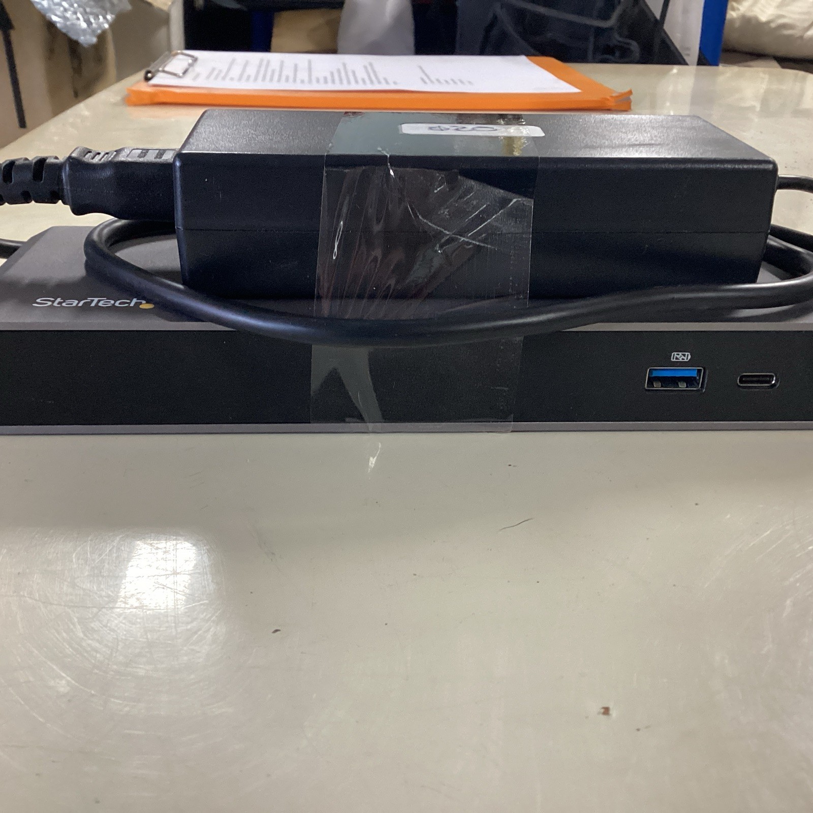 StarTech TB3DKDPMAW Thunderbolt 3 Dual-4K Docking Station With Power Supply