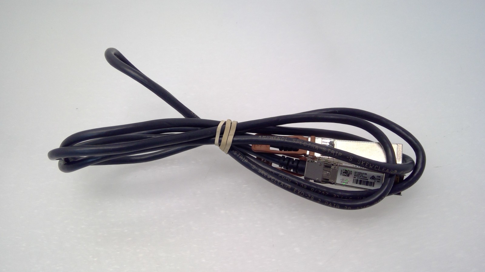 GENUINE Cisco SFP-H25G-CU2M 25GBASE-CR1 - 25G - 2M - SFP28 - DAC Cable