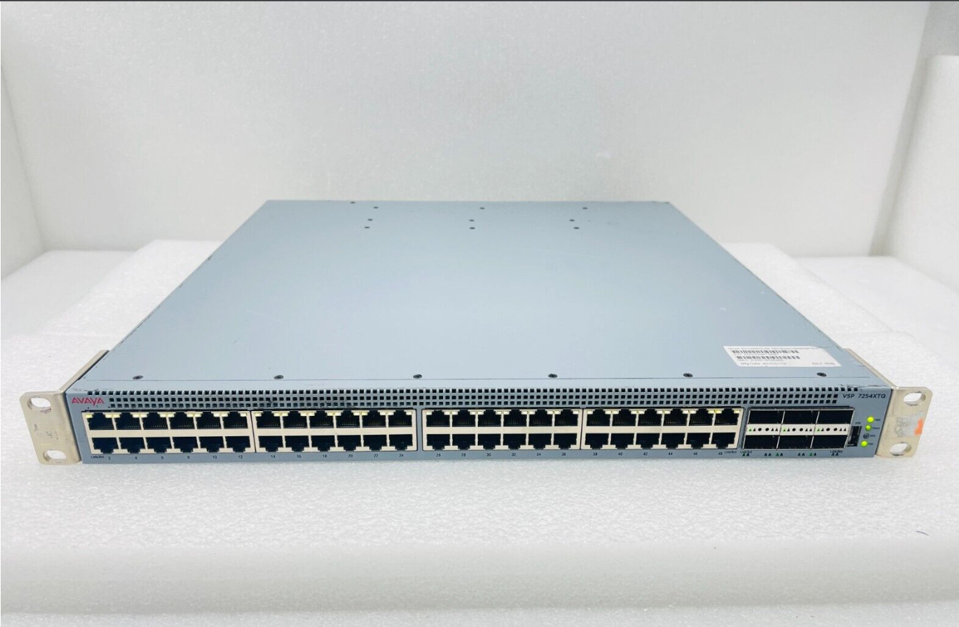 Avaya EC720002X-E6 VSP 7254XTQ High-performance VSP8248TQ-R W/ PWR CORD / READ