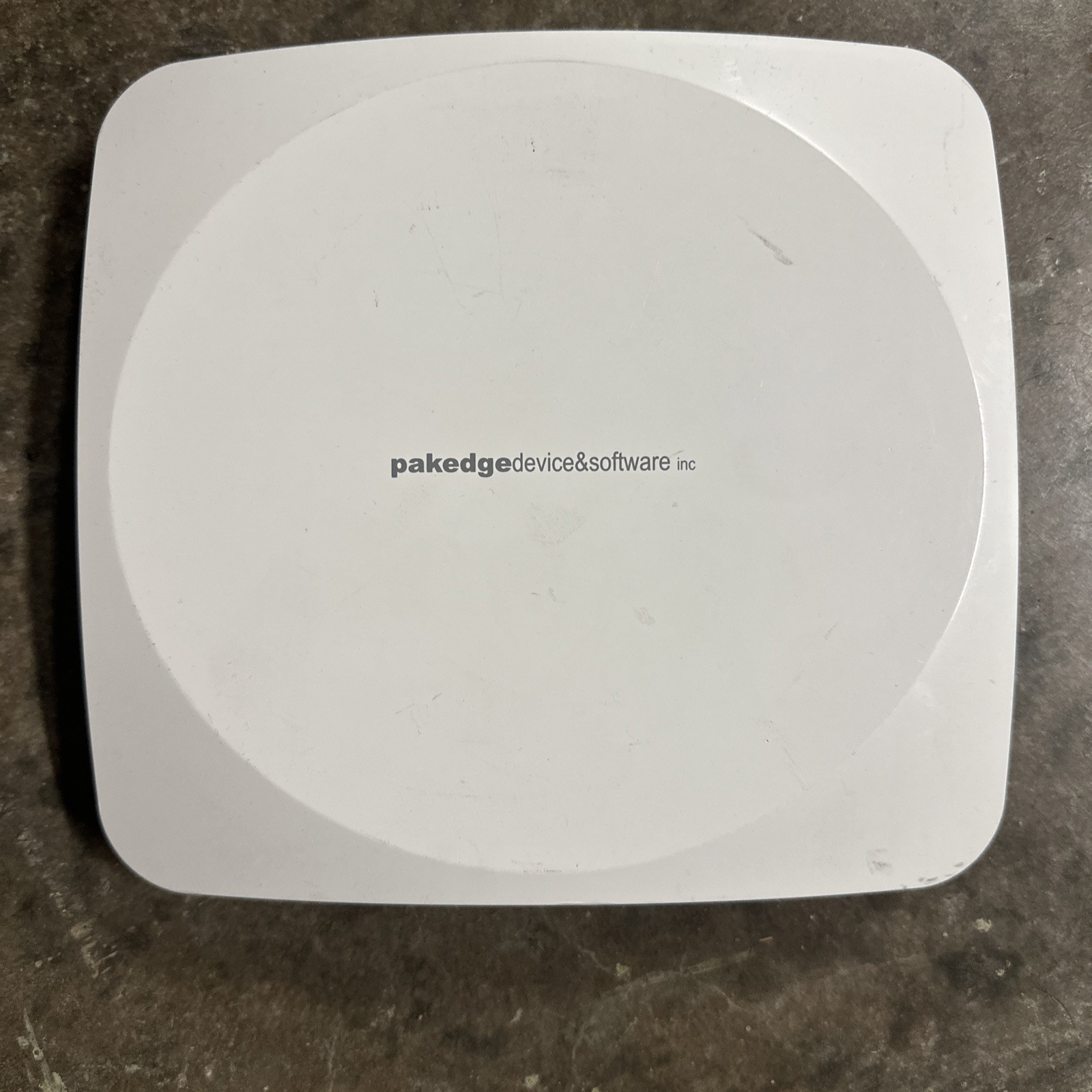Pakedge WK-1 Dual Band Indoor Wireless Access Point