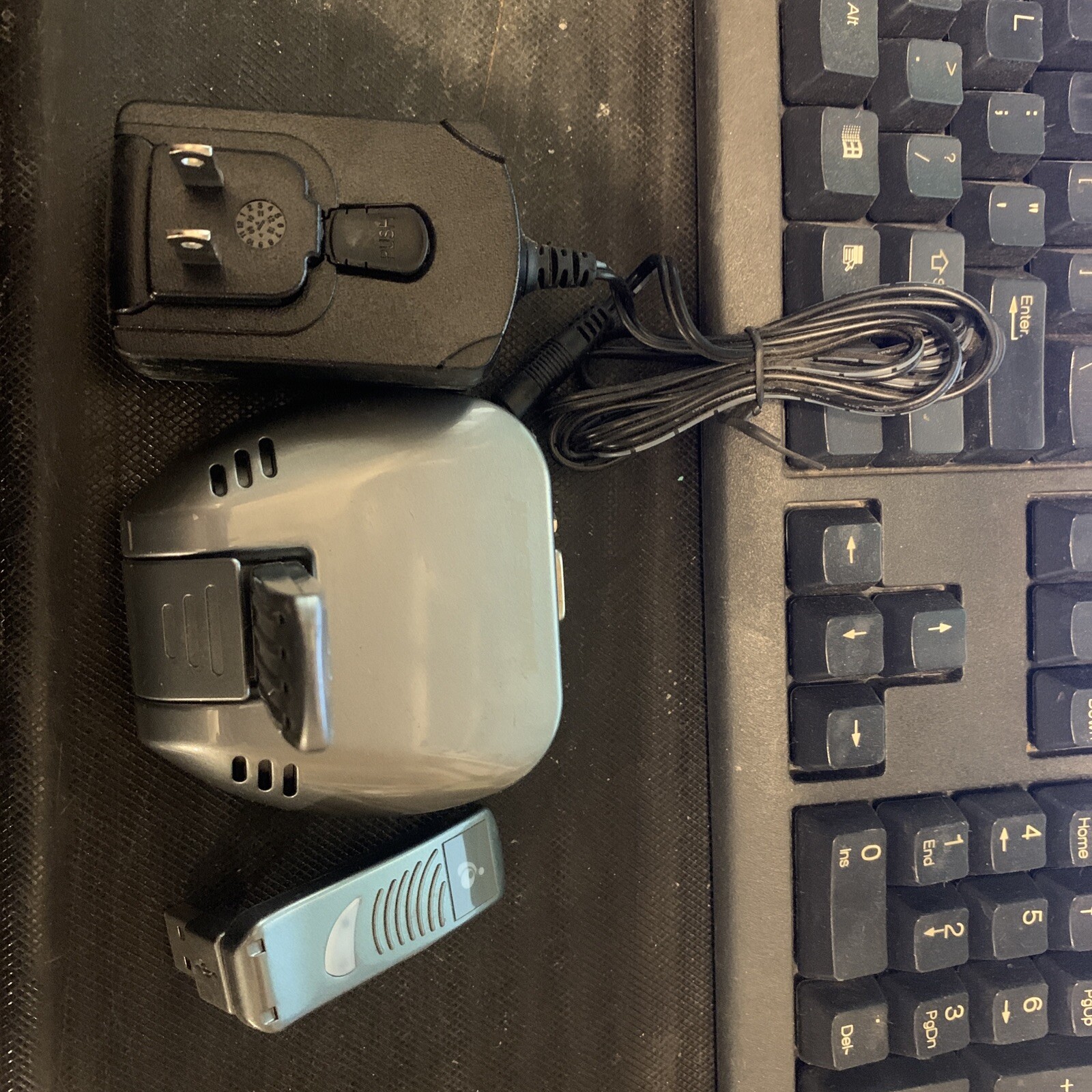 IOGEAR Wireless HD Computer to TV Kit GUWAVKIT2