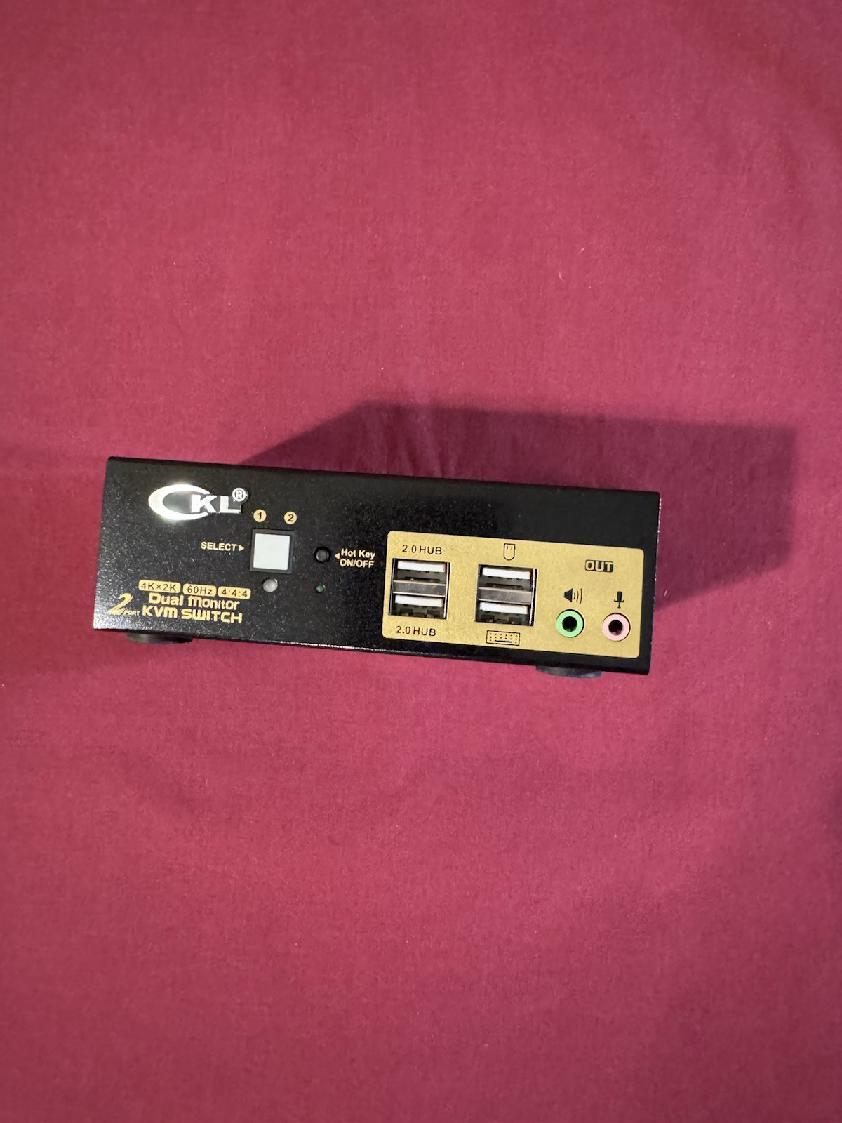 2 Port Dual Monitor KVM Switch 4Kx2K 60Hz 4:4:4 No Cables See Description