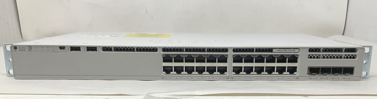 Cisco Catalystc C9200L-24T-4X-A 4x10g 24-Port 9200 Series Network Switch