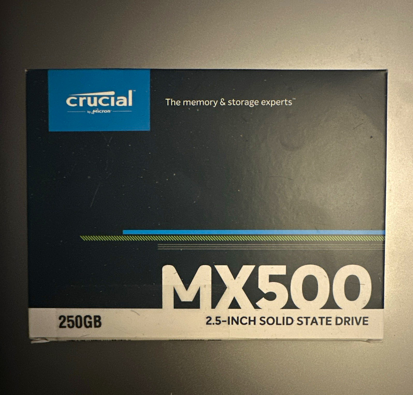 Crucial MX500 250GB 2.5in Internal SSD Solid State Drive, Black