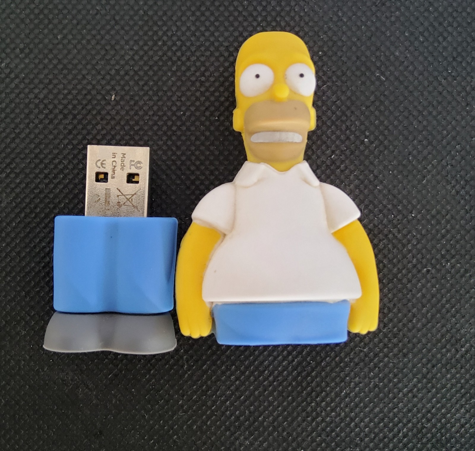 Homer Simpson 8GB USB Flash Drive (2011 SanDisk)  Fox Simpsons Memory