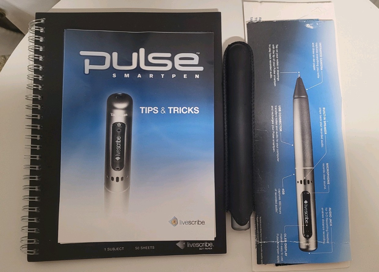 LiveScribe PULSE 4GB Smart Pen W Case.  Used. No  Charging Wire