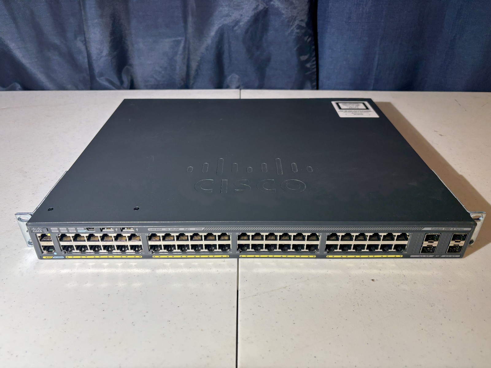 Cisco Catalyst 2960-X 1Gbps 48-port 370W PoE Managed Network Switch