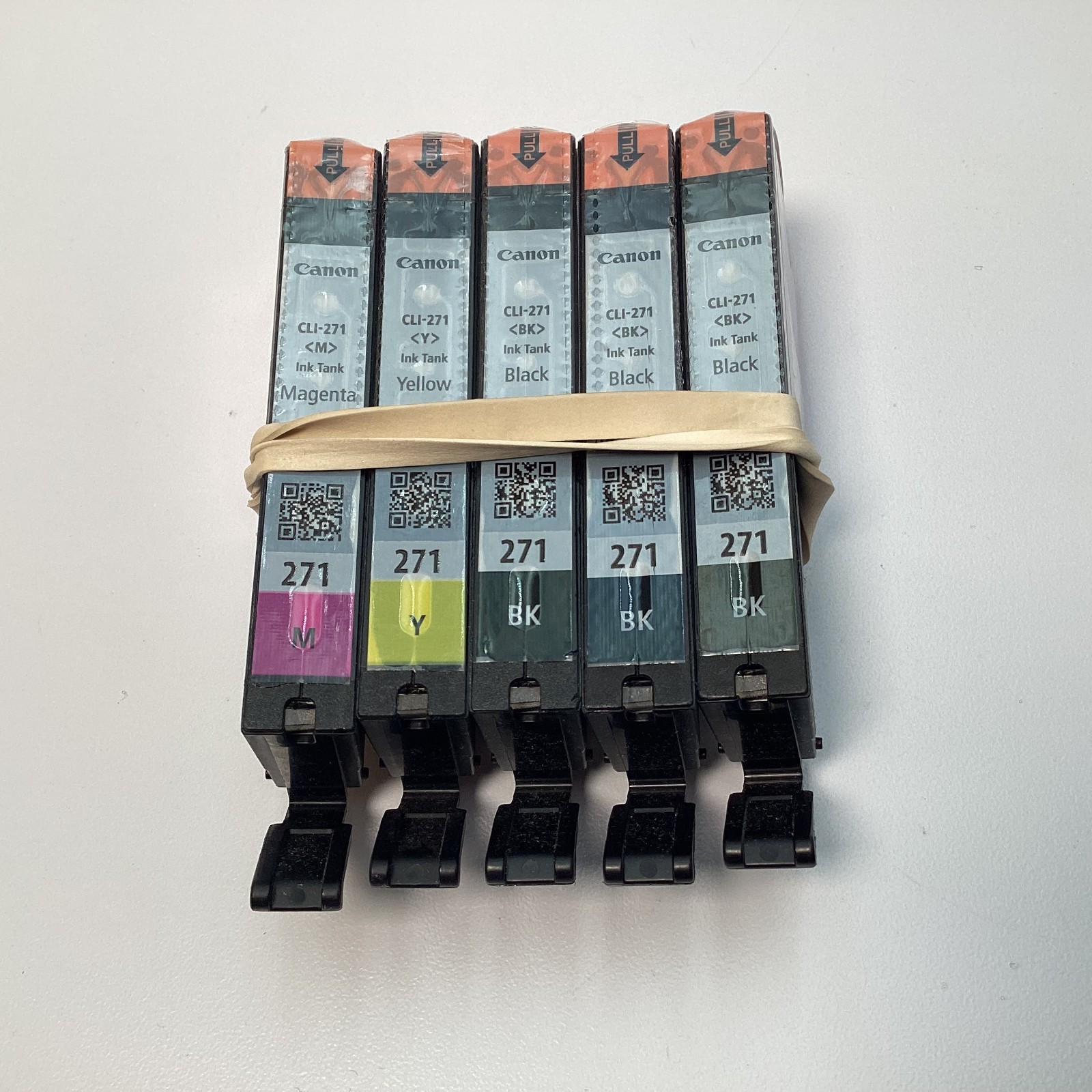 Canon CLI-271 Standard Ink Cartridge Lot of 5 (3x Black, 1x Yellow, 1x Magenta)