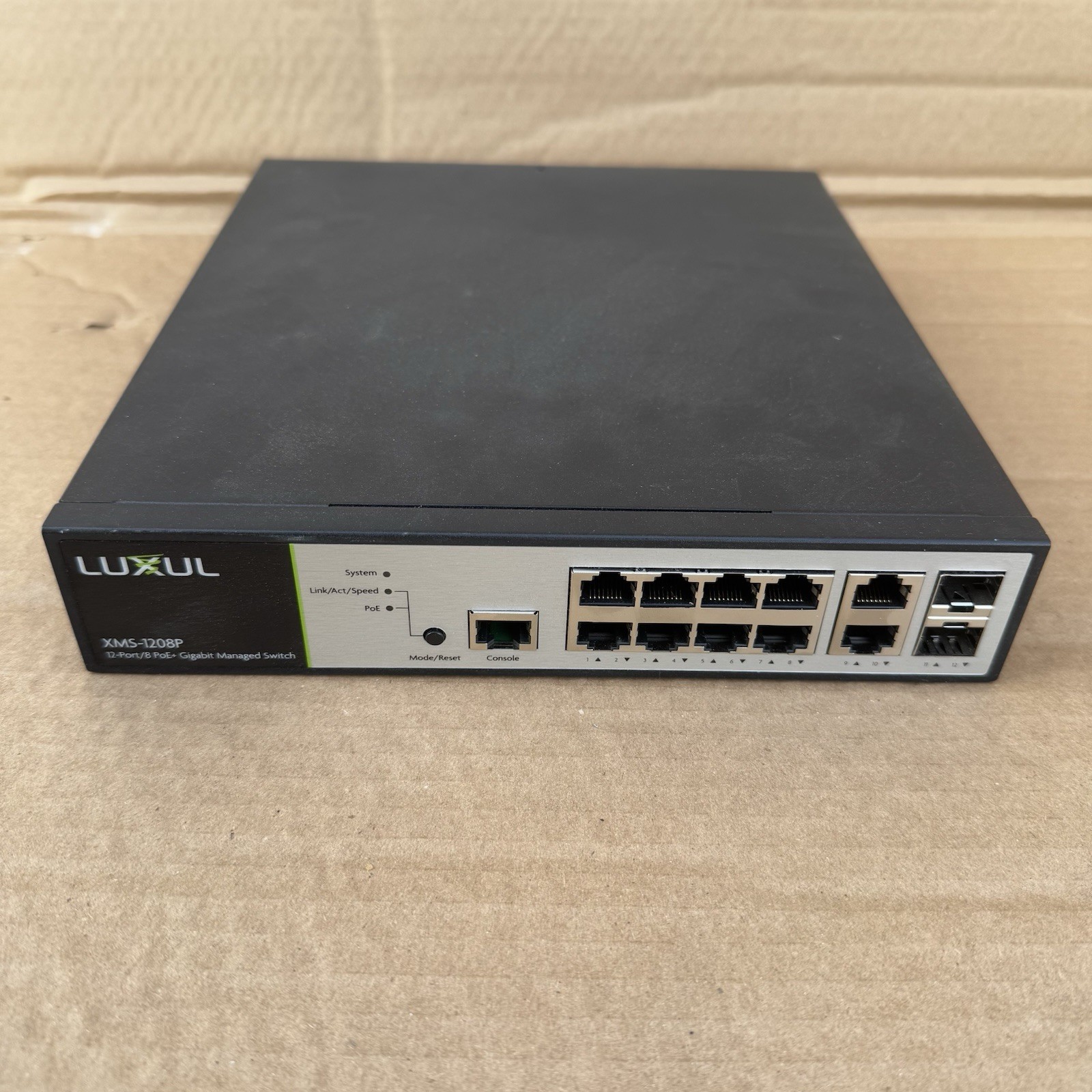 LUXUL XMS-1208P 12-Port/8 PoE+ Gigabit Managed Switch - Good Pre-owned