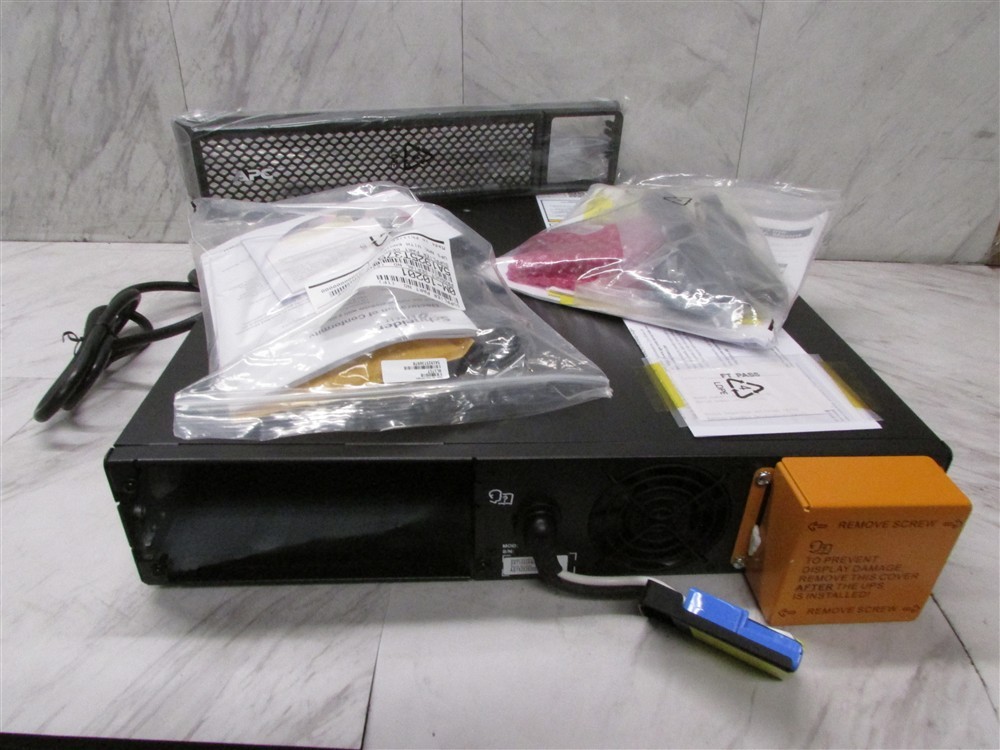 NEW APC Smart SRT1500RMXLA-NC 1500VA 1350W Battery Power Back UPS 120V w/ Ears