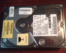 Hard Drive Disk SCSI IBM DDRS-39130 E182115 S F21419 03L5292 334139-001 picture