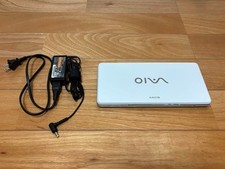 Sony VAIO VGN-P90HS Ultra Portable Laptop 8 inch 2GB RAM 60GB HDD Crystal White picture
