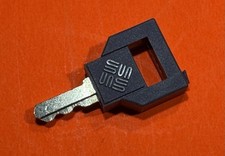 Sun 250-1317 Key for SUN Enterprise Ultra E220R / E250 / E420R / E450 KEY picture