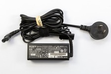 Genuine Sony Xperia Tablet S SGPAC10V1 10.5V AC Adapter Charger AU Plug VGC picture
