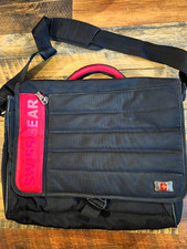 SwissGear by Wenger Nylon Shoulder/Messenger Bag Black/Red Padded Partitions picture