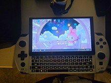 GPD WIN 4 White 32GB RAM 2TB SSD picture