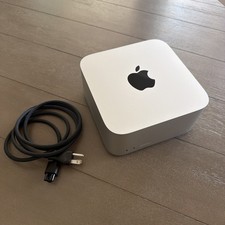 Apple Mac Studio M4 Max chip with 16‑core CPU picture
