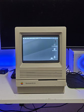 Apple Macintosh SE/30 Vintage Compact All-In-One CRT Desktop Computer M5119 picture