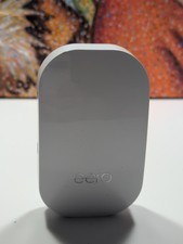 Eero Beacon Mesh WiFi Range Extender D010001 picture