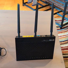 ASUS RT-N66U Dark Knight Dual-Band Wireless Router Black 450 Mbps 4-Port picture