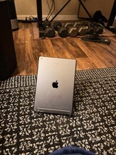 Apple iPad Series 10.2 in 32GB Wi-Fi Silver Tablet Apple iPad Model picture