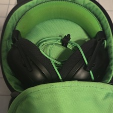 RAZER BlackShark V2X Special Edition Wired Over-Ear Boom Mic Green Case picture