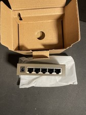 IP-COM G1005 5-Port Gigabit Ethernet Network Switch 10/100/1000 NEW picture