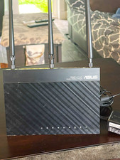 ASUS RT-N66U Dark Knight Dual-Band Router 450 Mbps w/ Power Adapter bundle picture