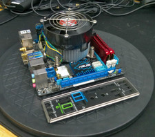 ASUS P8Z77-I DELUXE/WD Motherboard W/ CPU, Heatsink, Fan, I/O Shield & RAM picture