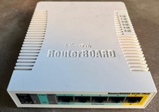 MikroTik RouterBOARD RB951Ui-2HnD Desktop Router 5x RJ45 White picture