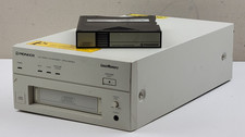 Vintage Computing Pioneer DRM-602X External CD-ROM Changer 6-Disc CD Changer picture