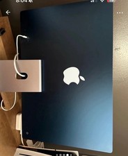 Apple iMac 2021 M1 Chip 8-core 24-inch 8GB RAM 256GB SSD Storage - Excellent picture