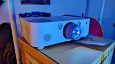 NEC PA571W NP-PA571W WUXGA 5700 Lumens HDMI Professional Projector picture