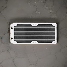 Corsair Hydro X Series XR5 280mm Water Cooling Radiator, White picture