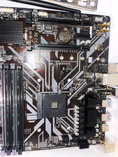 Am4 GIGABYTE B450M DS3H WIFI V2 Gaming with I/o shield and antenna picture