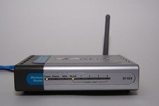 D-Link DI-524 54 Mbps 4-Port 10/100 Wireless G Router - NO PSU picture