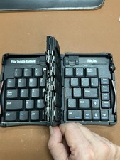 Palm Portable Folding Keyboard P5-1 W/case Think Outside Untested picture