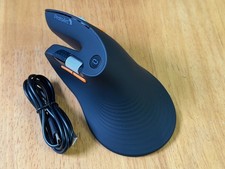 ProtoArc EM11 Pro Wireless Ergonomic Vertical Mouse - Black (3) picture