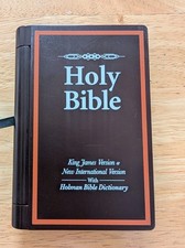 Franklin Electronic KJV & NIV Holy Bible with Holman Bible Dictionary BIB-475L picture