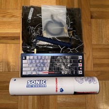 Custom Higround x Sonic x Street Fighter Summit 65 Keyboard + Mousepad + Extras picture