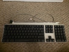 Apple Macintosh M7803 USB Keyboard - Black **read/check last picture  picture