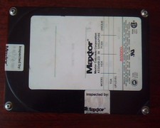 Hard Disk Drive IDE Maxtor 7080AT 16A 29A 04A 2592 80MG picture