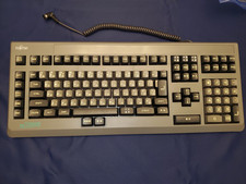 FM TOWNS FMT-KB107 Fujitsu Keyboard - Peerless (spring-over-membrane) picture