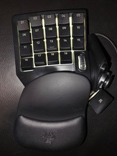 Razer Tartarus V2 Chroma RGB USB Gaming Keypad Black RZ07-0227 picture