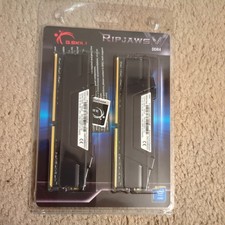 G.SKILL Ripjaws V DDR4-3200 32GB (2x16GB) XMP 2.0 Ready Desktop Memory picture