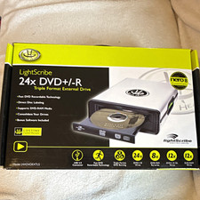 Gear Head LightScribe 24X USB 2.0 External CD/DVD Drive Silver 24XDVDEXTLS picture