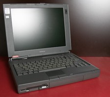 VINTAGE HITACHI VISIONBOOK PRO 7000 SERIES LAPTOP COMPUTER  7340 RARE COLLECTORS picture