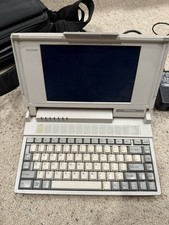 Toshiba T1000SE Vintage Laptop Model PA8003U With Case For Parts ￼ picture