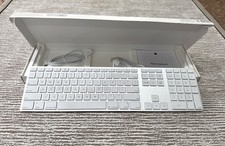 Apple A1243 MB110LL/B Wired Keyboard White New In Box picture