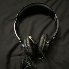 Kensington 1100 Series USB-C Over-Ear Headset Boom Mic Black Open Box picture